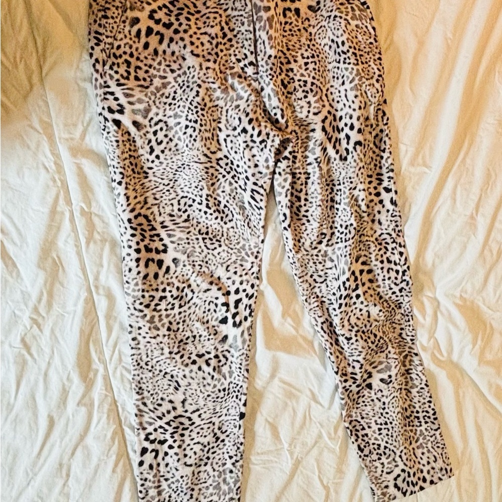 Zara Basic Animal Print Pants - Picture 13 of 13